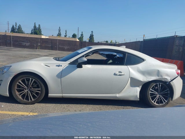 Scion FR-S 2015 JF1ZNAA12F9705849 Image 14
