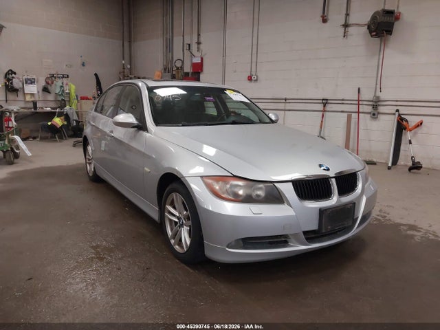 45390745 :رقم المزاد ، WBAVC73517KP32615 vin ، 2007 Bmw 328xi مزاد بيع