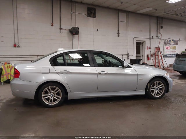 45390745 :رقم المزاد ، WBAVC73517KP32615 vin ، 2007 Bmw 328xi مزاد بيع