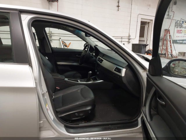 45390745 :رقم المزاد ، WBAVC73517KP32615 vin ، 2007 Bmw 328xi مزاد بيع