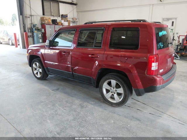 1C4NJPFAXGD642031 Jeep Patriot Latitude