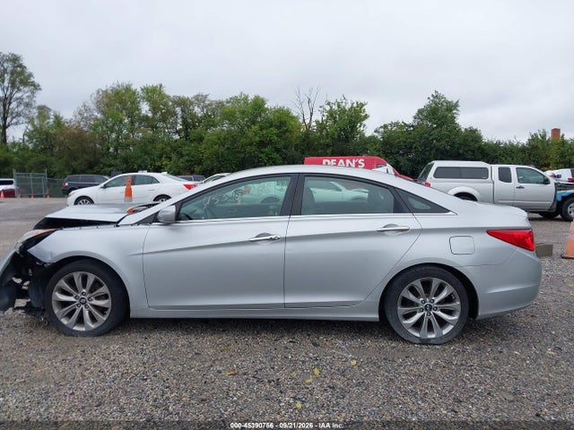 45390756 :رقم المزاد ، 5NPEC4AC1CH450700 vin ، 2012 Hyundai Sonata Se مزاد بيع