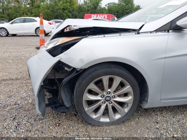 45390756 :رقم المزاد ، 5NPEC4AC1CH450700 vin ، 2012 Hyundai Sonata Se مزاد بيع