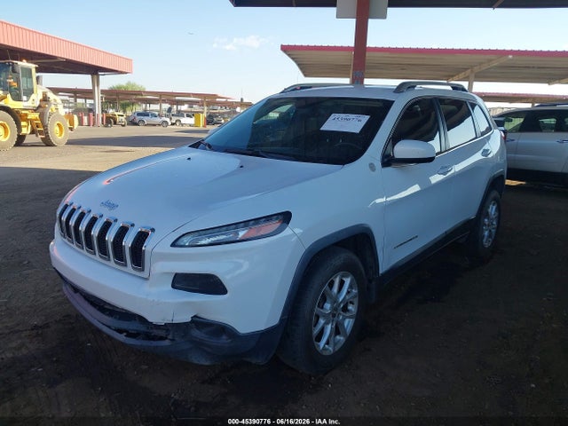 Jeep Cherokee Latitude 2015 1C4PJMCS8FW728543 Image 2