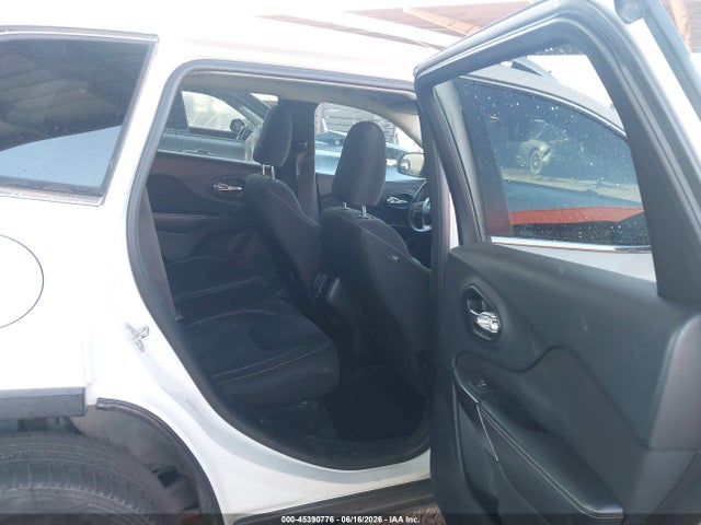Jeep Cherokee Latitude 2015 1C4PJMCS8FW728543 Image 8