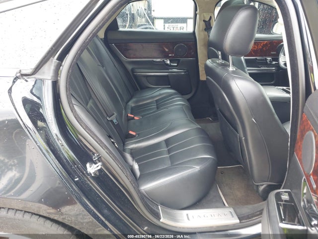 2013 Jaguar Xj მანქანა იყიდება აუქციონზე, vin: SAJWA1C75D8V55668, აუქციონის ნომერი: 45390786