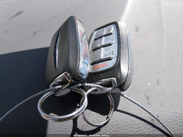 45390842 :رقم المزاد ، 2C4RC1BG7JR277525 vin ، 2018 Chrysler Pacifica Touring L مزاد بيع