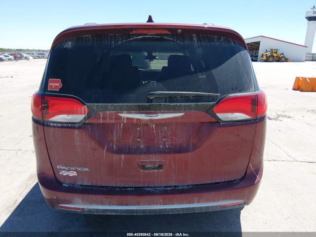 45390842 :رقم المزاد ، 2C4RC1BG7JR277525 vin ، 2018 Chrysler Pacifica Touring L مزاد بيع