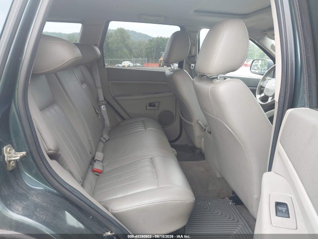 45390902 :رقم المزاد ، 1J4GR48K95C653427 vin ، 2005 Jeep Grand Cherokee Laredo مزاد بيع