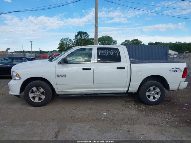 45390904 :رقم المزاد ، 1C6RR7KG0HS597576 vin ، 2017 Ram 1500 Express  4x4 5'7 Box مزاد بيع