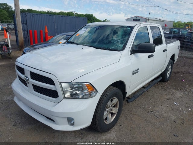 45390904 :رقم المزاد ، 1C6RR7KG0HS597576 vin ، 2017 Ram 1500 Express  4x4 5'7 Box مزاد بيع