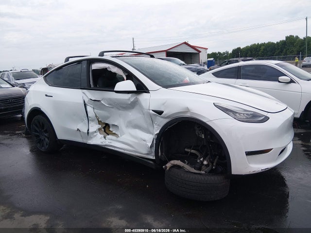 Продажа на аукционе авто 2020 Tesla Model Y Long Range Dual Motor All-wheel Drive, vin: 5YJYGDEE0LF037372, номер лота: 45390910