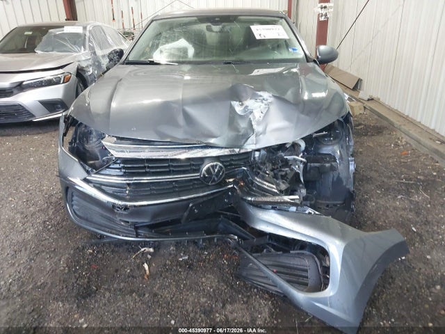 Продаж на аукціоні авто 2024 Volkswagen Jetta 1.5t Se, vin: 3VWEM7BU7RM049870, номер лоту: 45390977