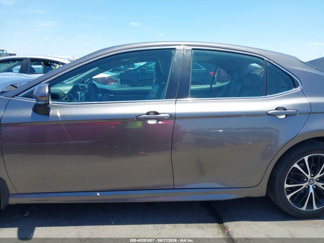 Toyota CAMRY SE 2018 4T1B11HK7JU626359 Image 15