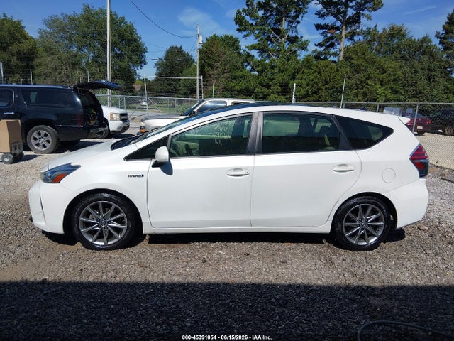 Toyota Prius V Five 2015 JTDZN3EUXFJ029062 Image 14