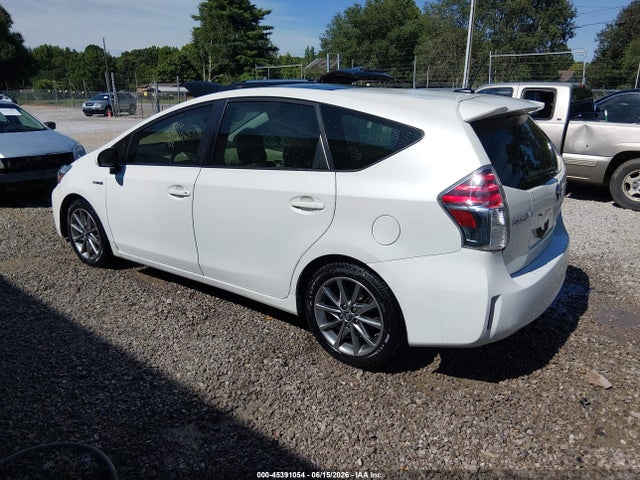 Toyota Prius V Five 2015 JTDZN3EUXFJ029062 Image 3