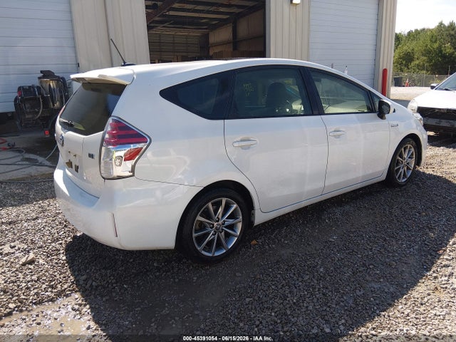 Toyota Prius V Five 2015 JTDZN3EUXFJ029062 Image 4
