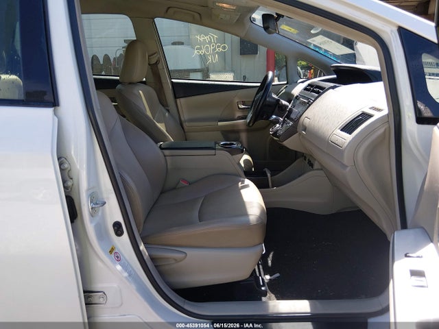 Toyota Prius V Five 2015 JTDZN3EUXFJ029062 Image 5