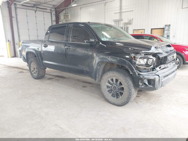Продажа на аукционе авто 2015 Toyota Tundra Trd Pro 5.7l V8, vin: 5TFDW5F11FX436563, номер лота: 45391066