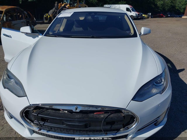 5YJSA1S14EFP63620 Tesla MODEL S