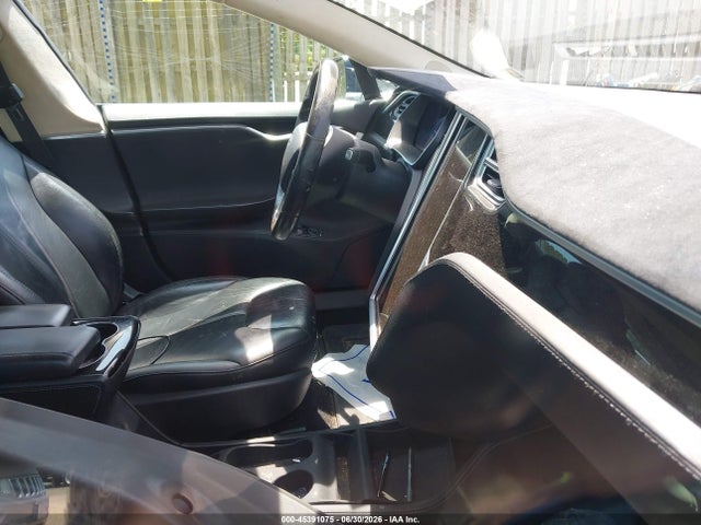 Продажа на аукционе авто 2014 Tesla Model S P85, vin: 5YJSA1H13EFP53815, номер лота: 45391075