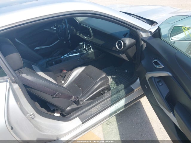45391079 :رقم المزاد ، 1G1FD1RSXG0133361 vin ، 2016 Chevrolet Camaro 2lt مزاد بيع