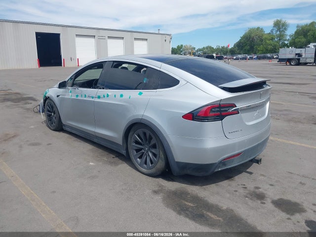 Tesla Model X 100d/75d/90d 2017 5YJXCBE26HF068098 Image 3
