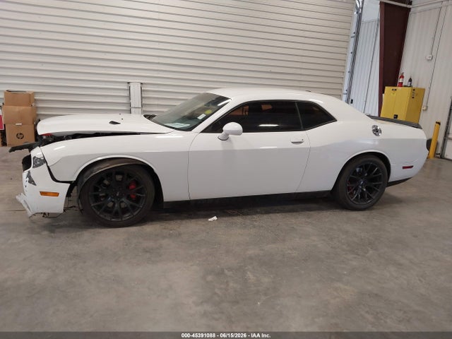 2014 Dodge Challenger Srt8 Core მანქანა იყიდება აუქციონზე, vin: 2C3CDYDJ3EH136990, აუქციონის ნომერი: 45391088