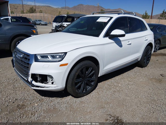 WA1BNAFY5J2233658 Audi Q5 2.0t Premium/2.0t Tech Premium