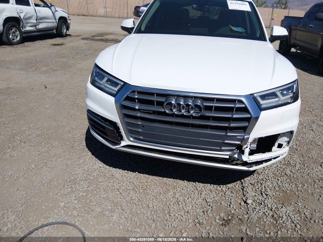 WA1BNAFY5J2233658 Audi Q5 2.0t Premium/2.0t Tech Premium