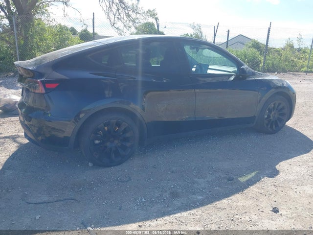 Продажа на аукционе авто 2023 Tesla Model Y Awd/long Range Dual Motor All-wheel Drive, vin: 7SAYGDEE5PF802147, номер лота: 45391103