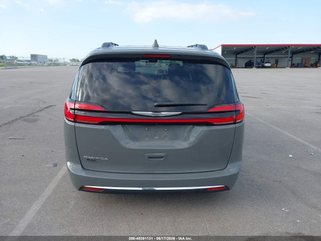 Продажа на аукционе авто 2022 Chrysler Pacifica Touring L, vin: 2C4RC1BG5NR197629, номер лота: 45391131