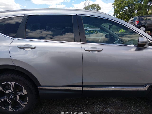 2018 Honda Cr-v Touring მანქანა იყიდება აუქციონზე, vin: 7FARW2H92JE098573, აუქციონის ნომერი: 45391182