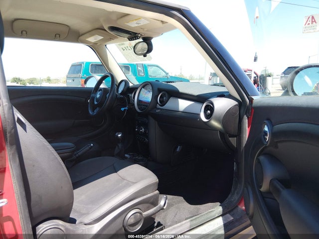 Продажа на аукционе авто 2013 Mini Hardtop Cooper, vin: WMWSU3C54DT372920, номер лота: 45391214
