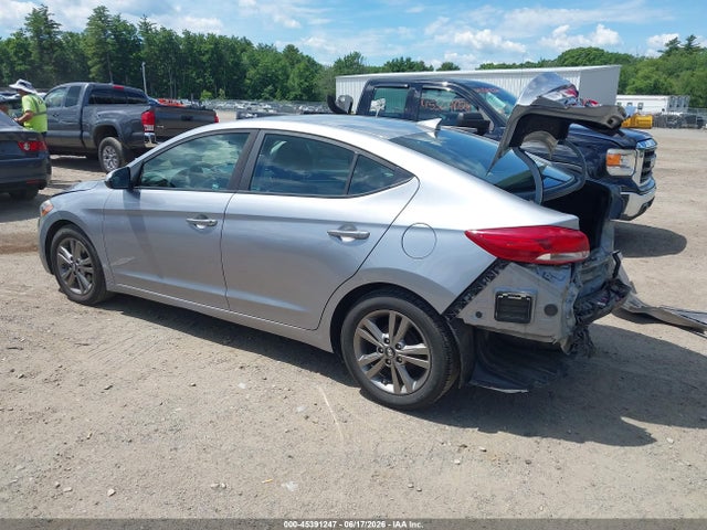 5NPD84LF5HH106833 Hyundai ELANTRA SE