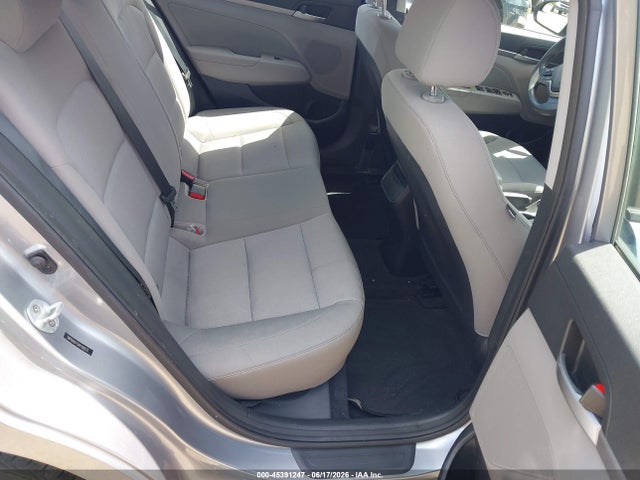 Hyundai ELANTRA SE 2017 5NPD84LF5HH106833 Image 8