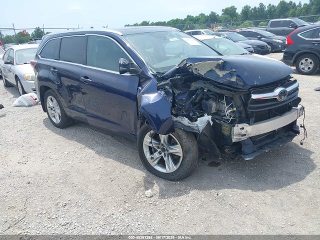 Продажа на аукционе авто 2015 Toyota Highlander Limited Platinum V6, vin: 5TDDKRFH5FS181339, номер лота: 45391268