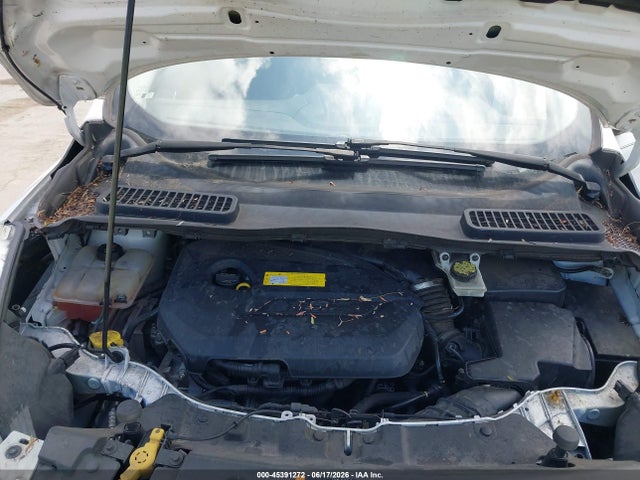 45391272 :رقم المزاد ، 1FMCU0GX4GUB44136 vin ، 2016 Ford Escape Se مزاد بيع
