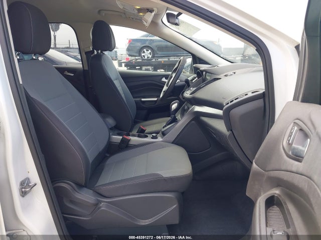 Продаж на аукціоні авто 2016 Ford Escape Se, vin: 1FMCU0GX4GUB44136, номер лоту: 45391272