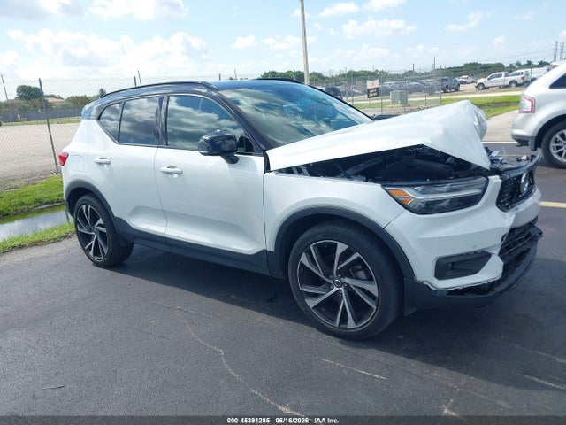 Продажа на аукционе авто 2021 Volvo Xc40 T5 R-design, vin: YV4162UM9M2574907, номер лота: 45391285