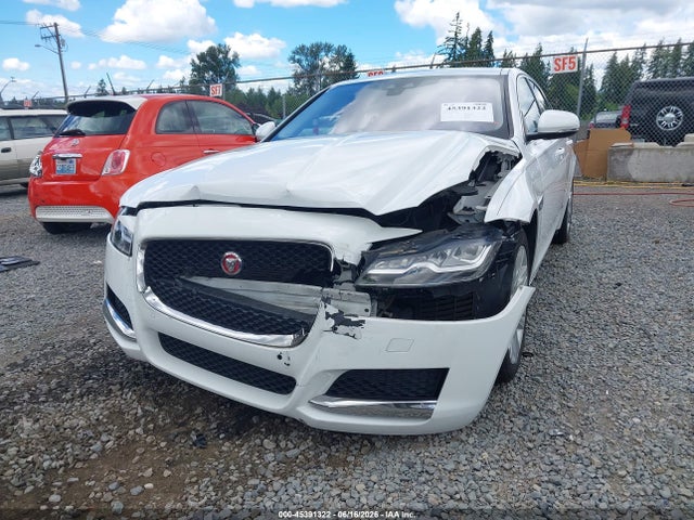 SAJBK4BV3GCY22028 Jaguar Xf 35t Prestige