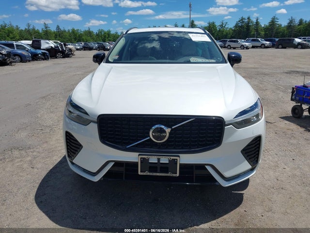 Volvo Xc60 B5 Ultra 2025 YV4M12RM2S1082050 Image 12