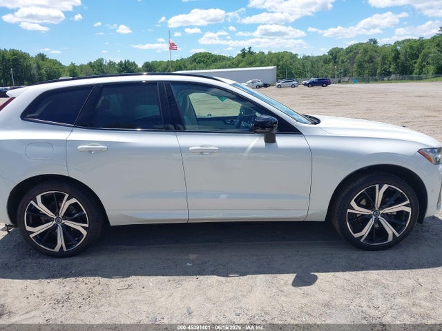Volvo Xc60 B5 Ultra 2025 YV4M12RM2S1082050 Image 13