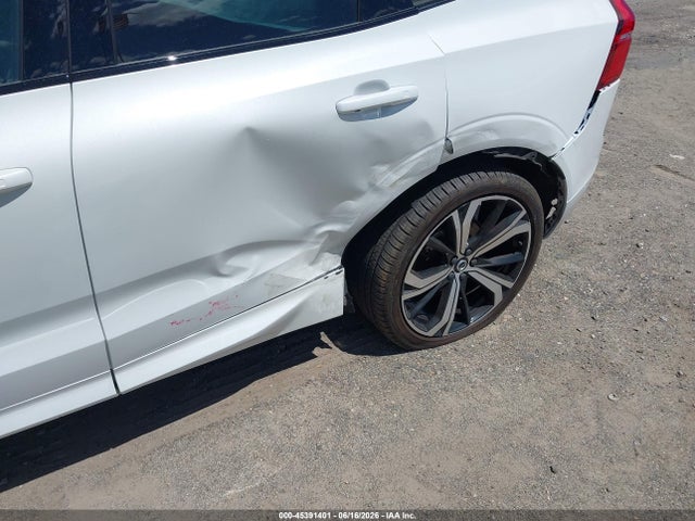 Volvo Xc60 B5 Ultra 2025 YV4M12RM2S1082050 Image 6