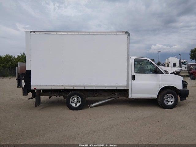 Chevrolet Express Cutaway Work Van 2021 1GB0GRFP5M1187826 Image 13