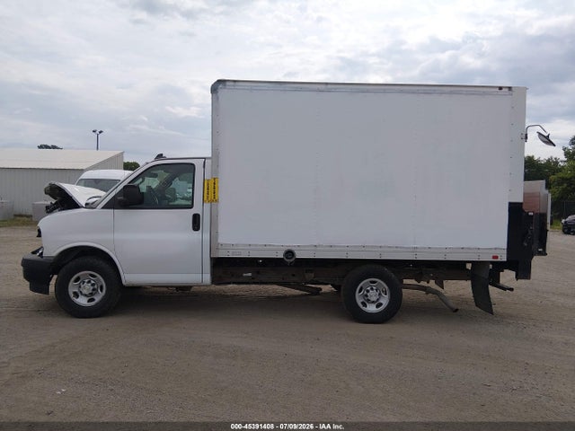 Chevrolet Express Cutaway Work Van 2021 1GB0GRFP5M1187826 Image 14