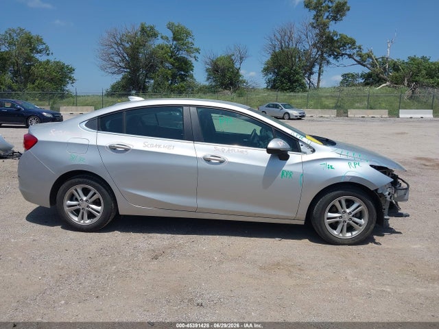 Chevrolet Cruze Lt Auto 2018 1G1BE5SM7J7233379 Image 14