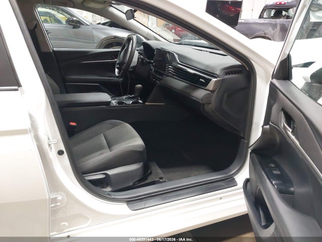 45391443 :رقم المزاد ، 4T1DAACK4SU552934 vin ، 2025 Toyota Camry Le مزاد بيع