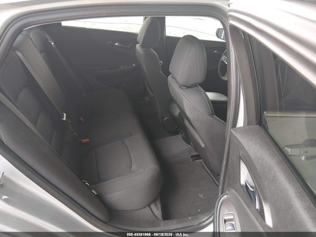 1G1ZC5ST0KF194525 Chevrolet Malibu 1fl