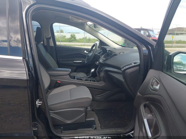 Продажа на аукционе авто 2018 Ford Escape Se, vin: 1FMCU9GD0JUC00719, номер лота: 45391539